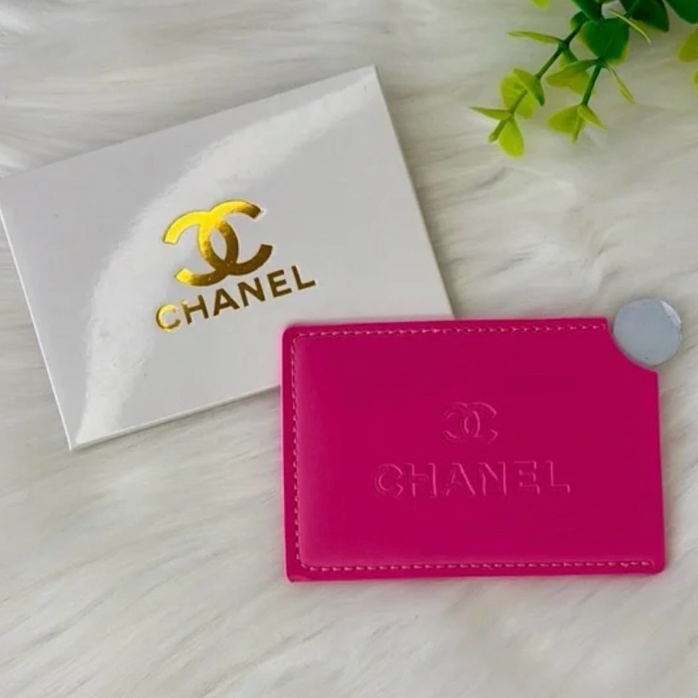🩷 Chanel Beauty Pocket Mirror & Card Holder - HOT PINK